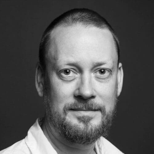 Hywel BSS Headshot – Hywel Evans (1)